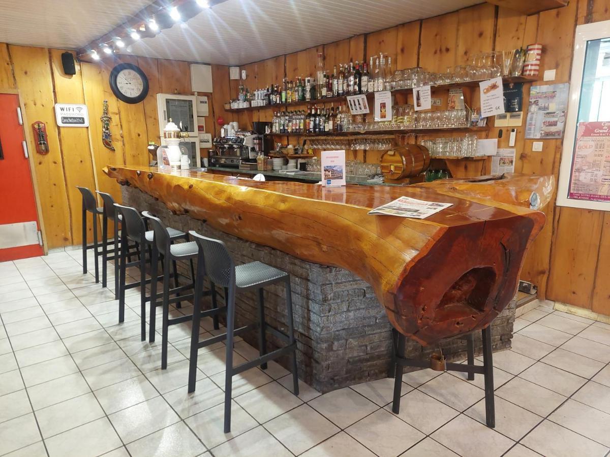 Hotel Restaurant Lancheton Saint-Julien-Mont-Denis Kültér fotó
