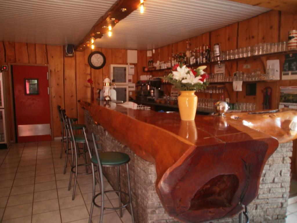 Hotel Restaurant Lancheton Saint-Julien-Mont-Denis Kültér fotó